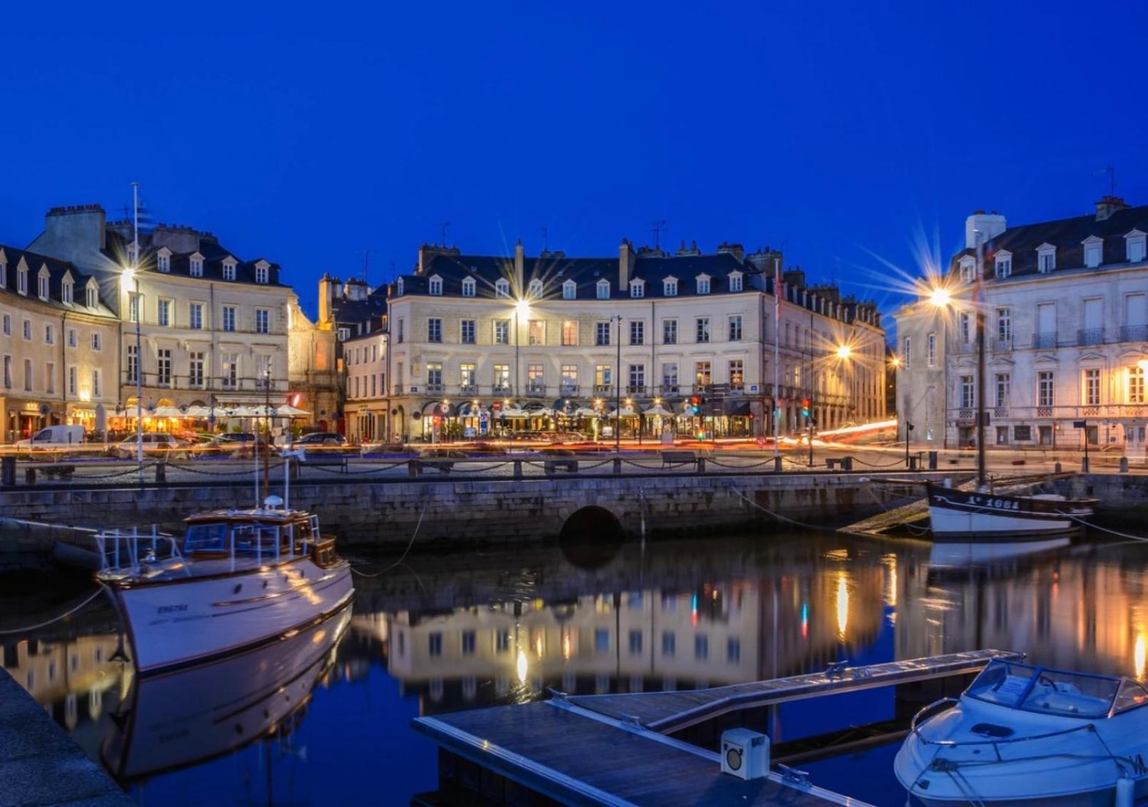 L'insoupconnee Sur Le Port De Hébergement de vacances