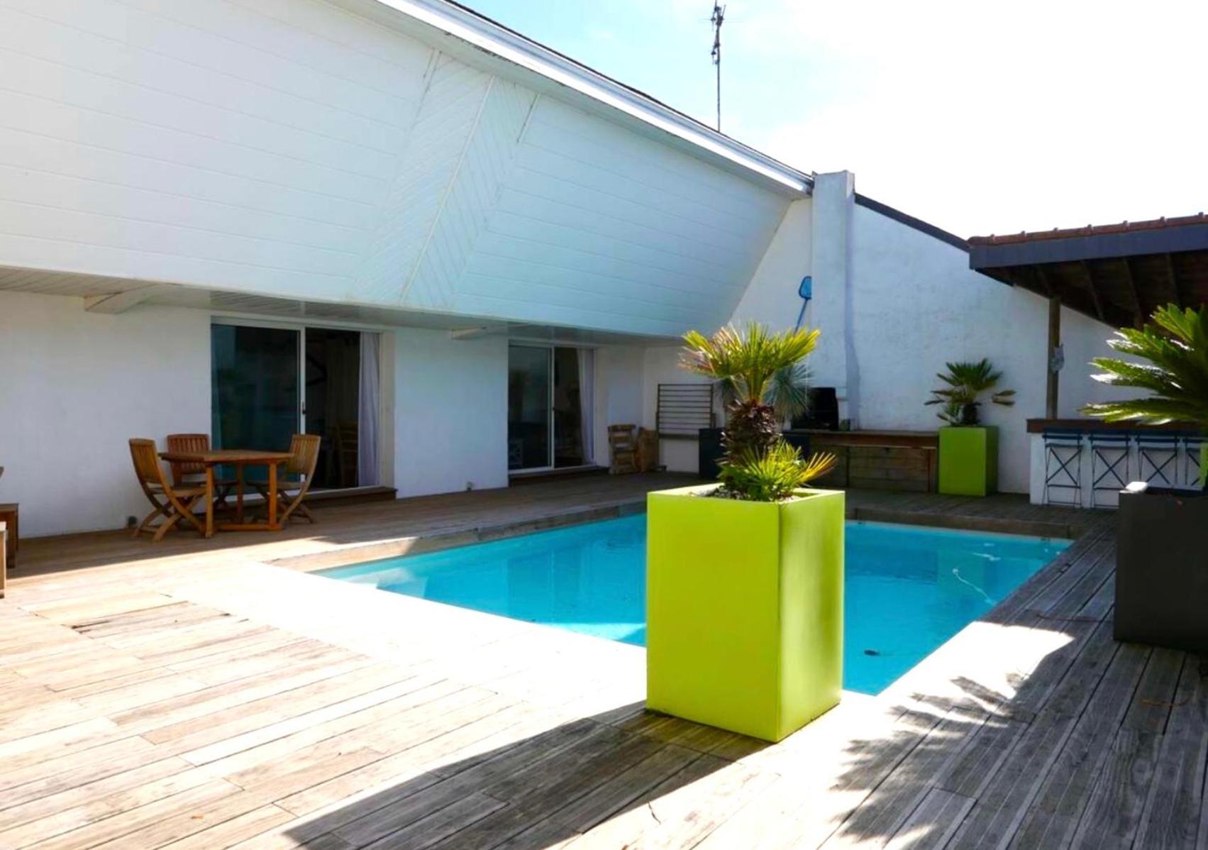 L'insoupconnee Sur Le Port De Hébergement de vacances *